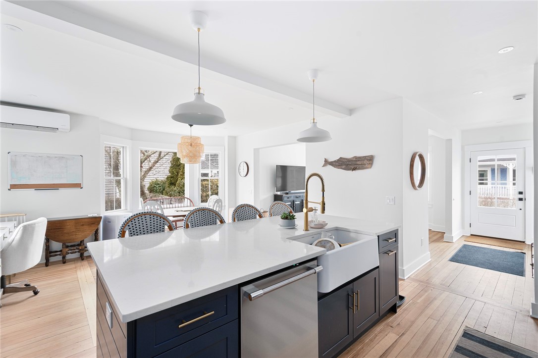 69 Connection Street Newport, RI 02840 - Photo 21 of 38