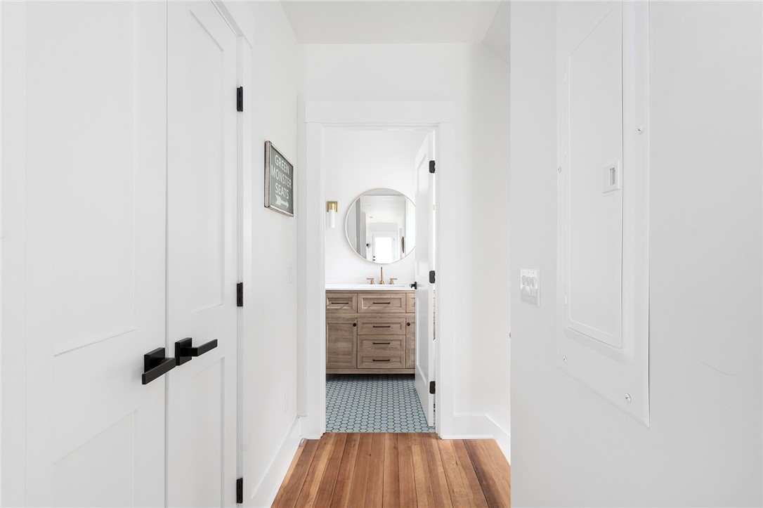 69 Connection Street Newport, RI 02840 - Photo 23 of 38