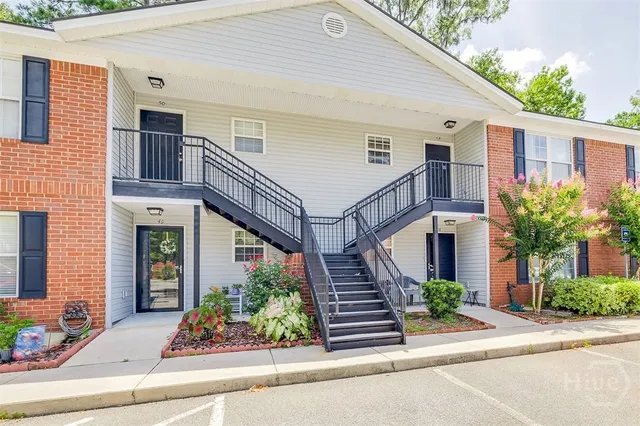 $196,000 | 310 Tibet Avenue, Unit 52, Savannah, GA 31406