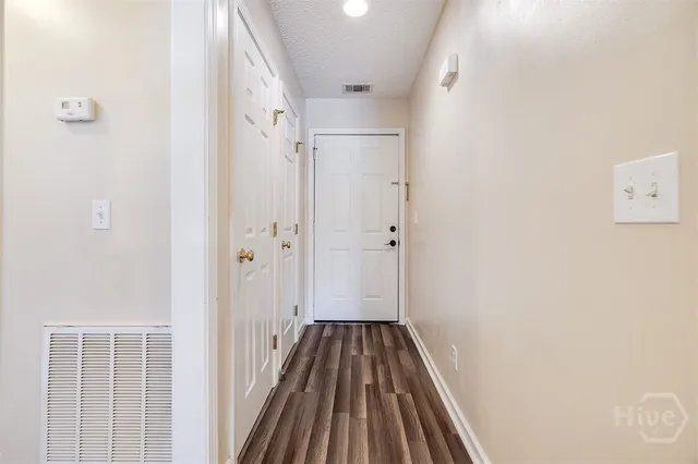 $196,000 | 310 Tibet Avenue, Unit 52, Savannah, GA 31406