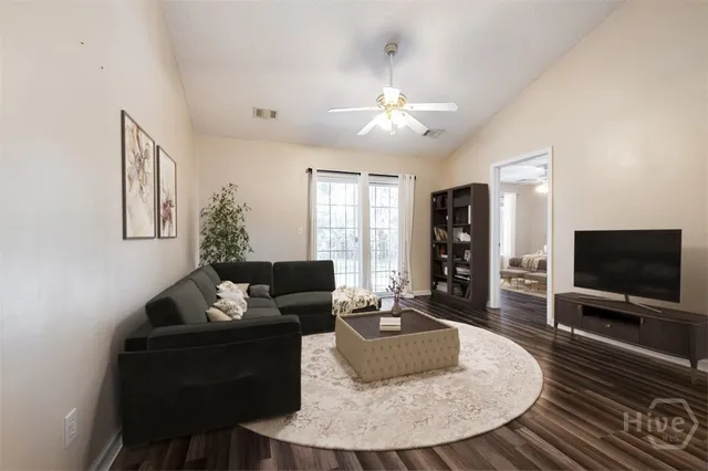 $196,000 | 310 Tibet Avenue, Unit 52, Savannah, GA 31406