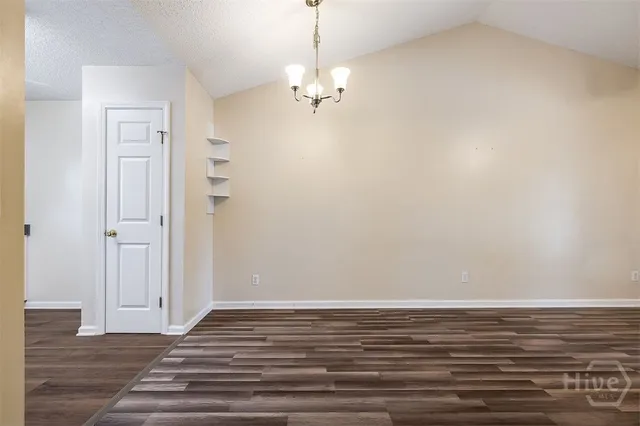 $196,000 | 310 Tibet Avenue, Unit 52, Savannah, GA 31406