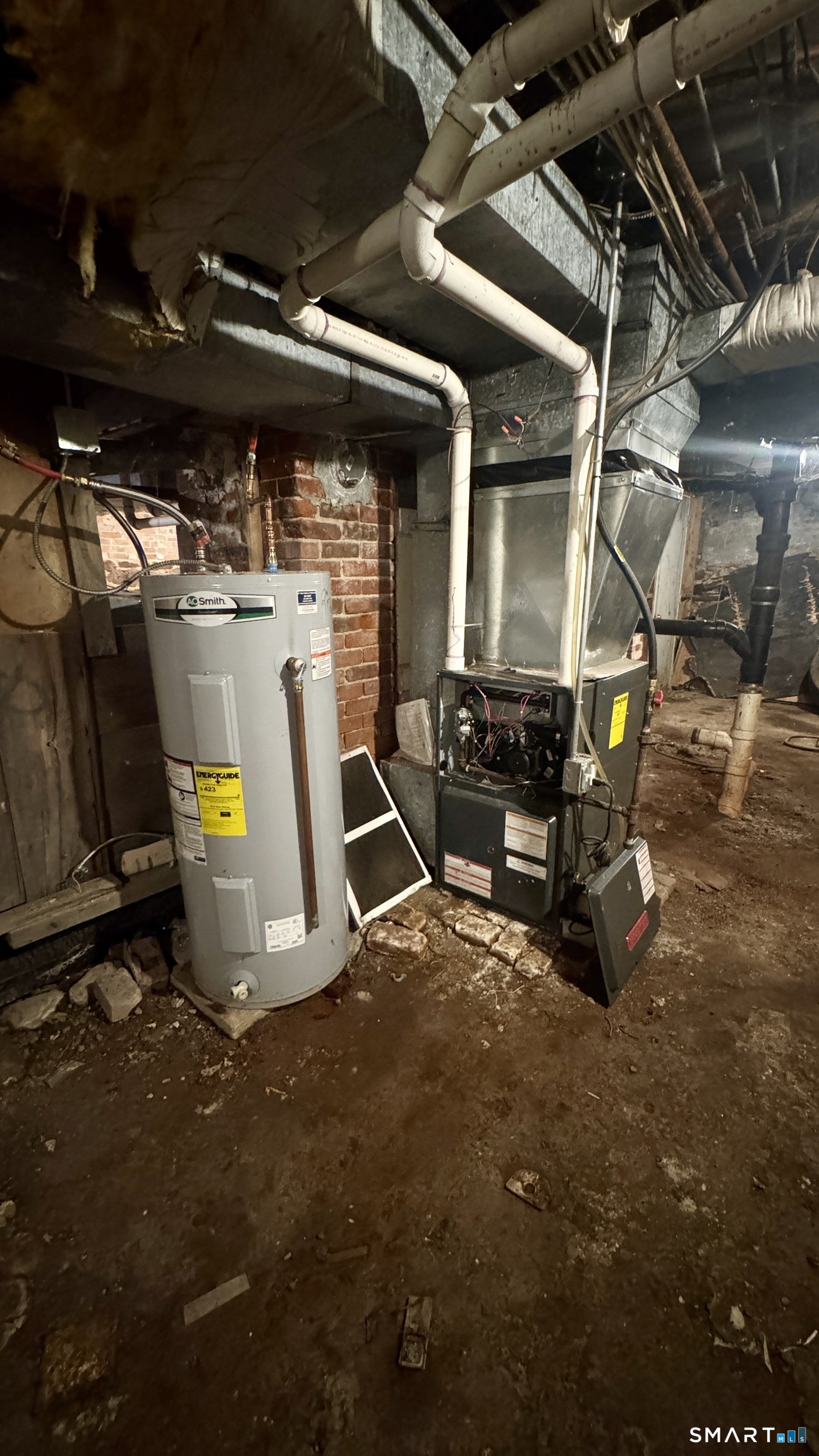 61 Randolph Avenue Meriden, CT 06451 - Photo 36 of 40 a view of empty room with wooden floor