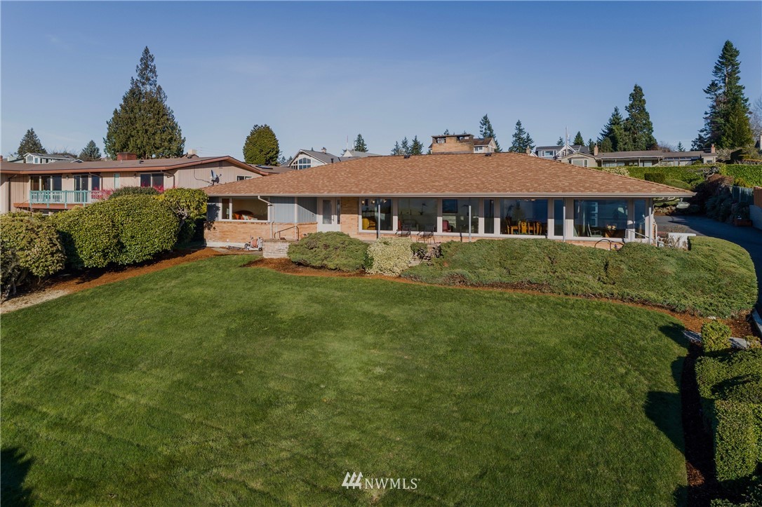18344 Ridgefield Road Northwest Shoreline, WA 98177 - Photo 1 of 25 Gallery Image 1