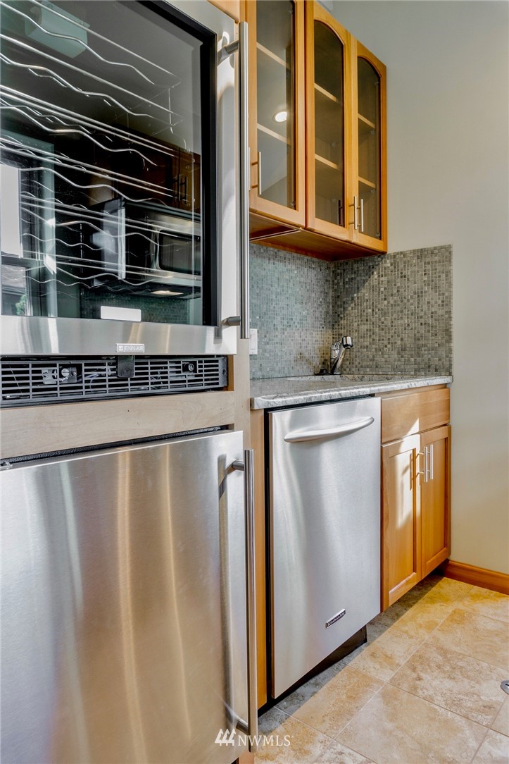 18344 Ridgefield Road Northwest Shoreline, WA 98177 - Photo 20 of 25 Gallery Image 20