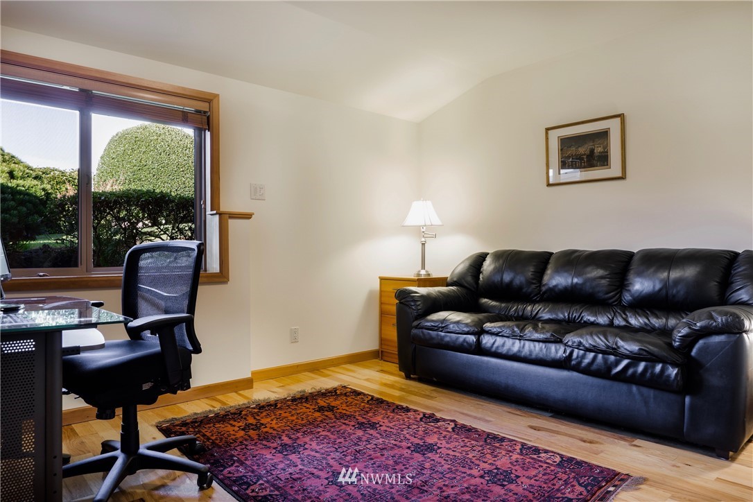18344 Ridgefield Road Northwest Shoreline, WA 98177 - Photo 25 of 25 Gallery Image 25