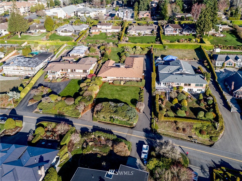18344 Ridgefield Road Northwest Shoreline, WA 98177 - Photo 5 of 25 Gallery Image 5