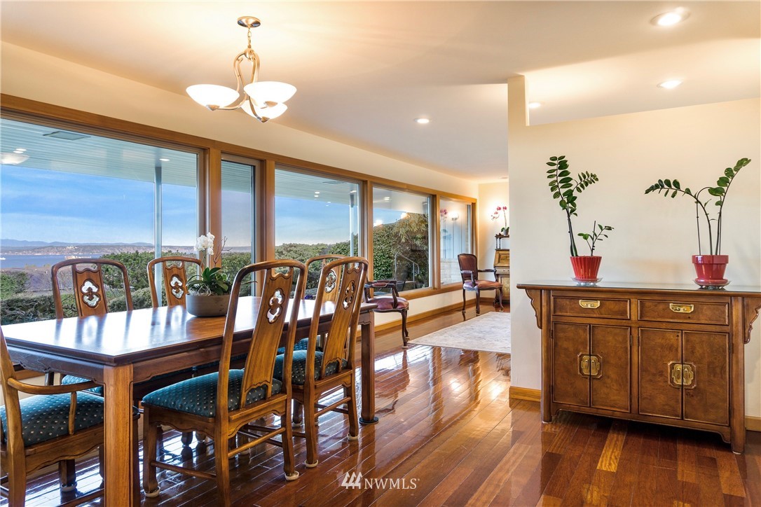 18344 Ridgefield Road Northwest Shoreline, WA 98177 - Photo 10 of 25 Gallery Image 10