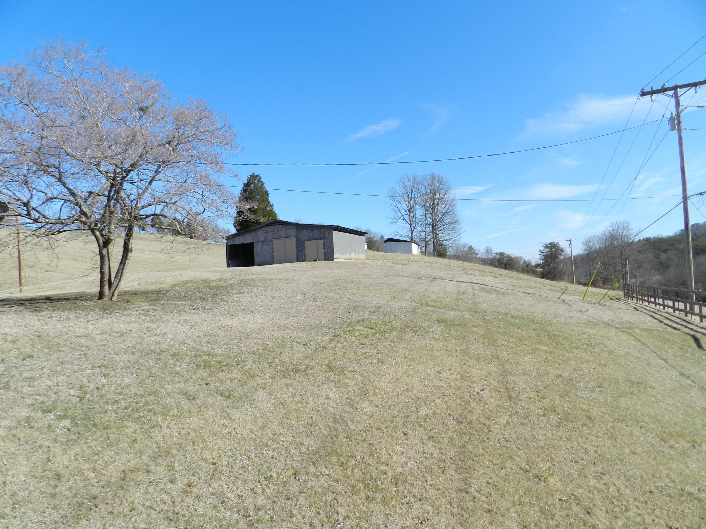 5156 Hickory Valley Road Heiskell, TN 37754 - Photo 23 of 40 037