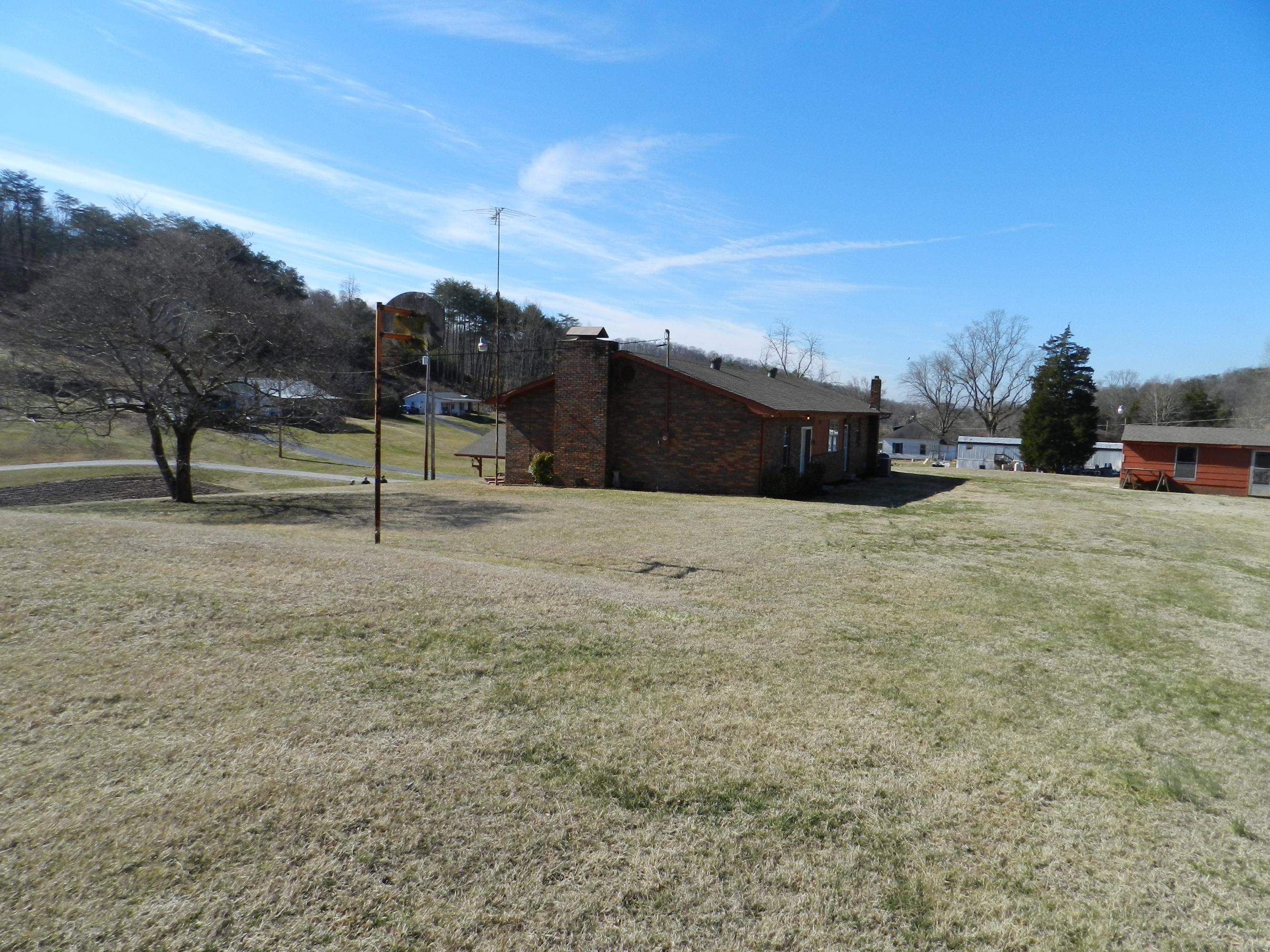 5156 Hickory Valley Road Heiskell, TN 37754 - Photo 29 of 40 043
