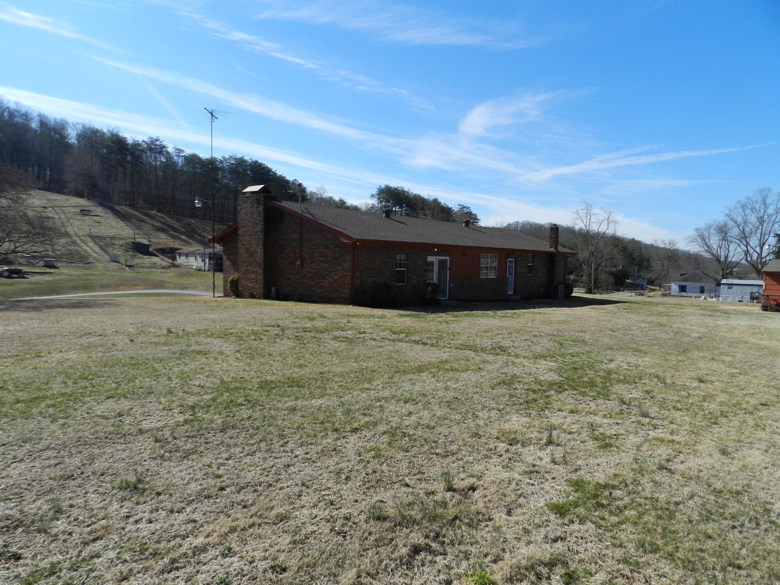 5156 Hickory Valley Road Heiskell, TN 37754 - Photo 30 of 40 044