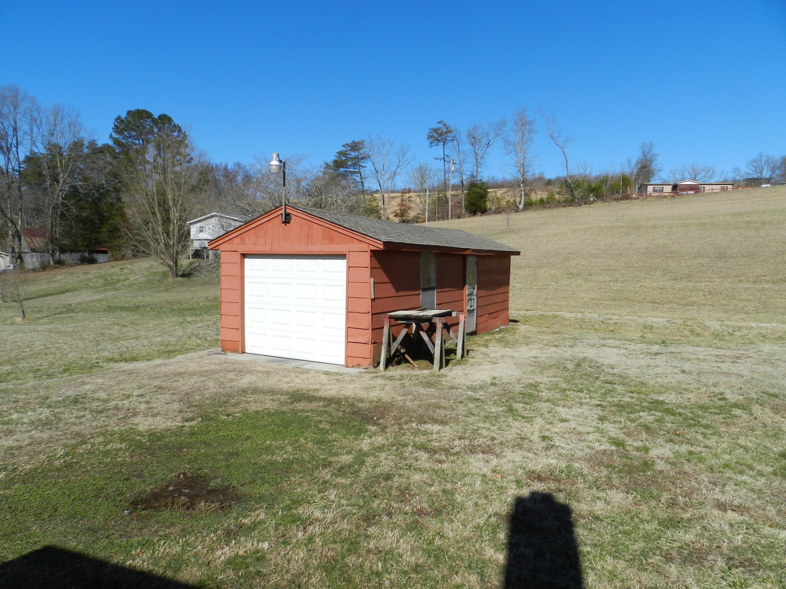 5156 Hickory Valley Road Heiskell, TN 37754 - Photo 33 of 40 047