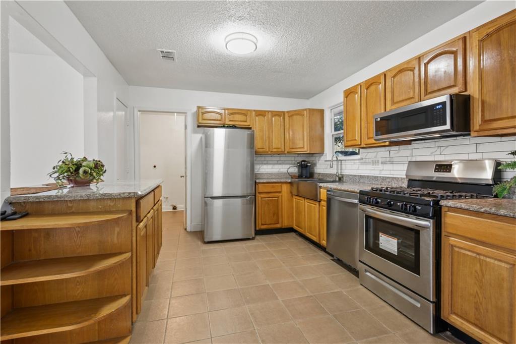 1492 West Hall Avenue Slidell, LA 70460 - Photo 4 of 13