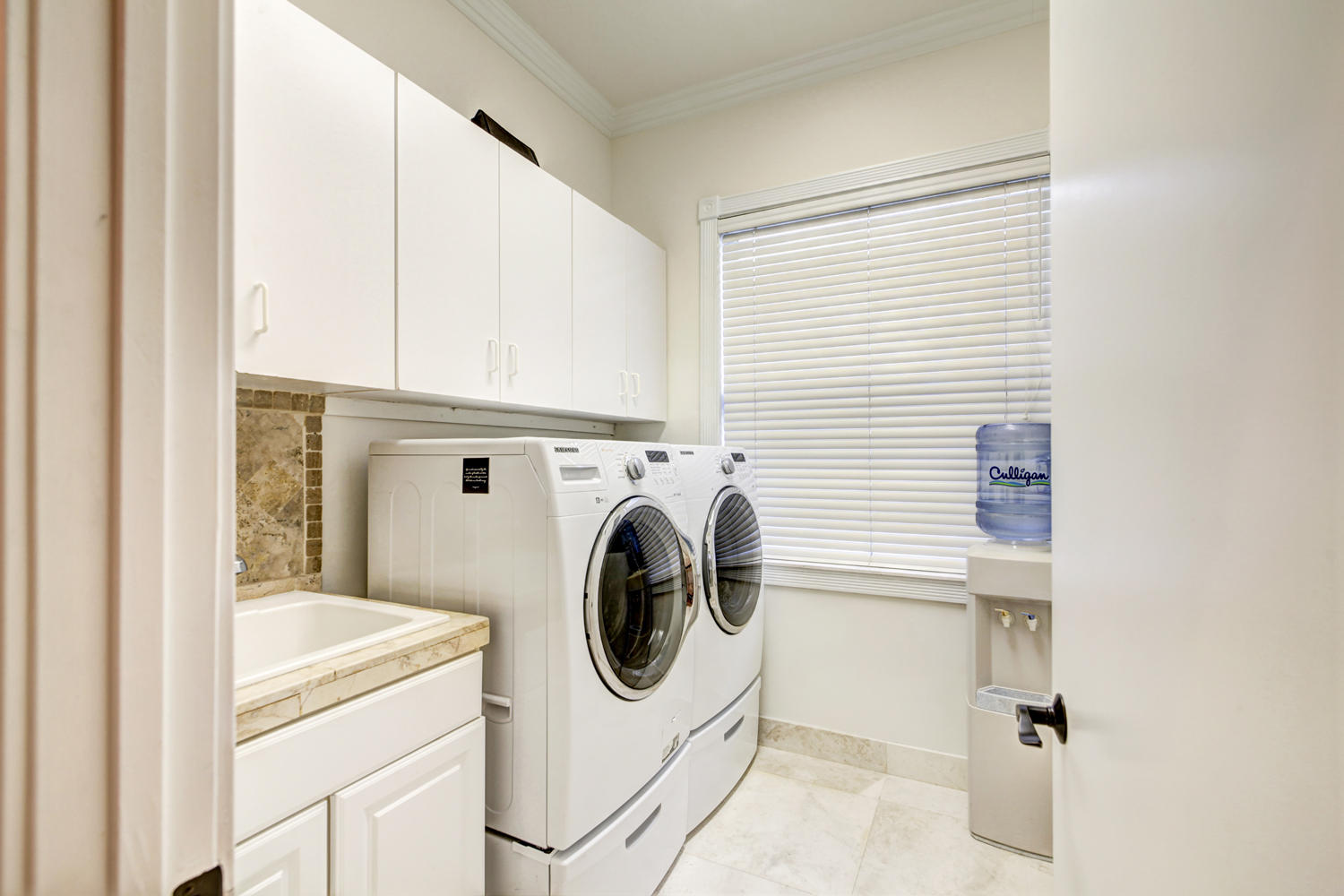 1675 Southwest 3rd Court Boca Raton, FL 33432 - Photo 28 of 35 Laundry Room