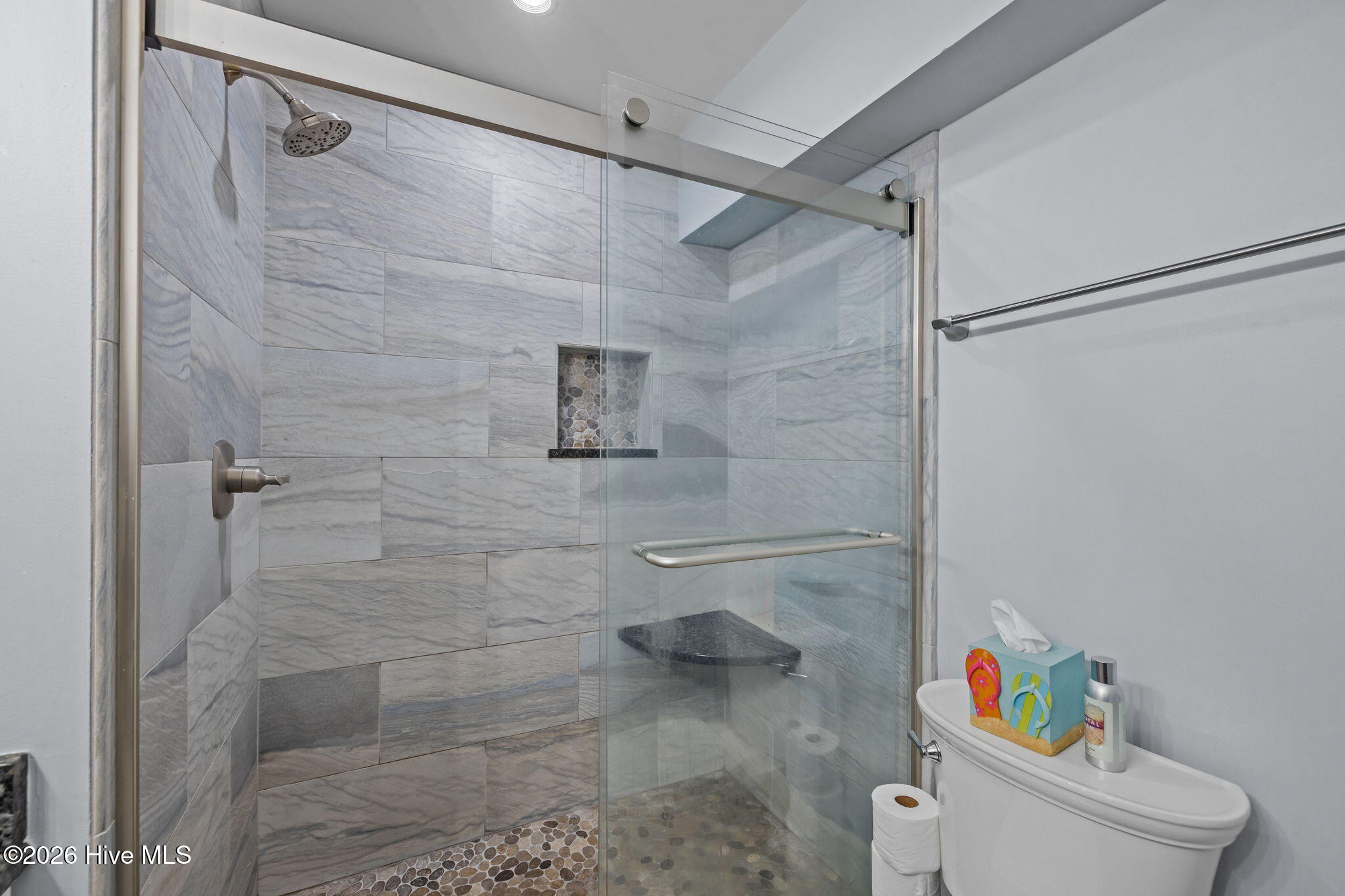 9201 Coast Guard Road, Unit D204 Emerald Isle, NC 28594 - Photo 20 of 70 21-web-or-mls-1S3A1714