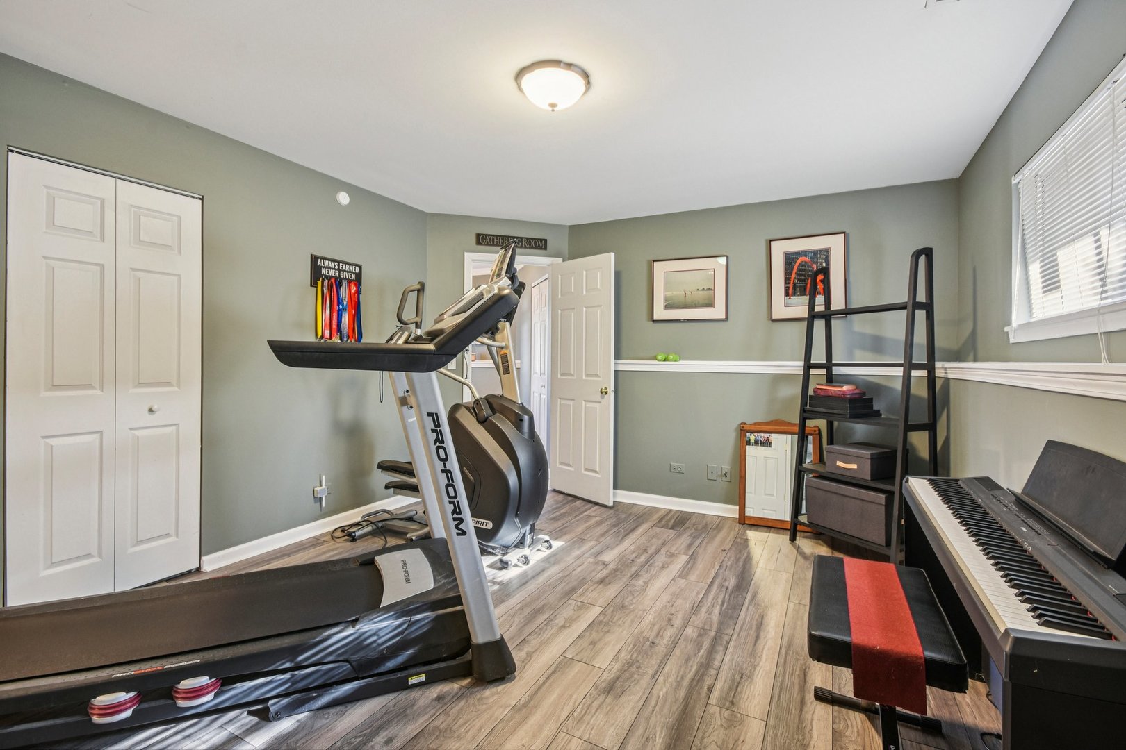 241 East Parallel Street, Unit 1A Palatine, IL 60067 - Photo 18 of 36