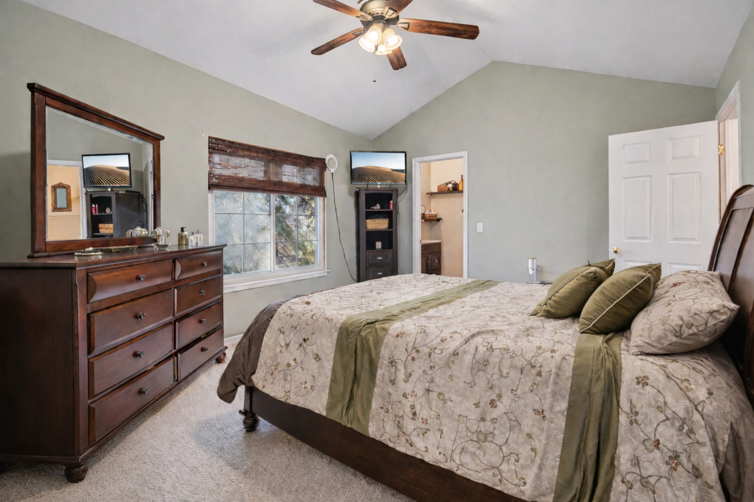 241 East Parallel Street, Unit 1A Palatine, IL 60067 - Photo 23 of 36