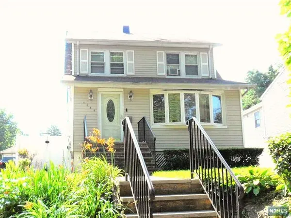 $475,000 | 1153 Queen Anne Road, Teaneck, NJ 07666