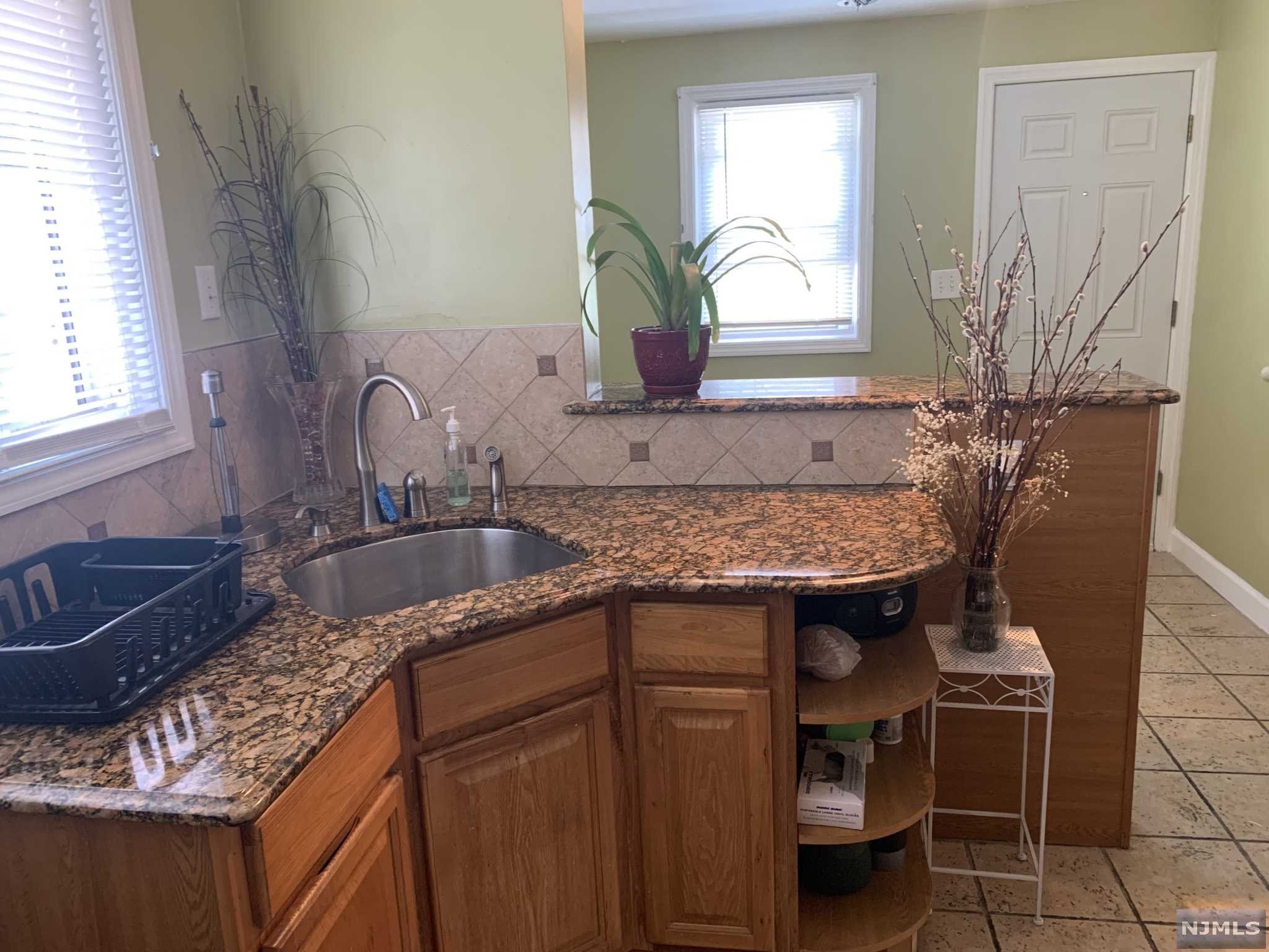 1153 Queen Anne Road Teaneck, NJ 07666 - Photo 11 of 15