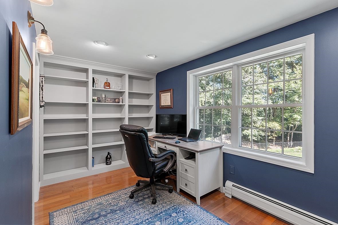 24 Raintree Drive Londonderry, NH 03053 - Photo 5 of 31 Gallery Image 5