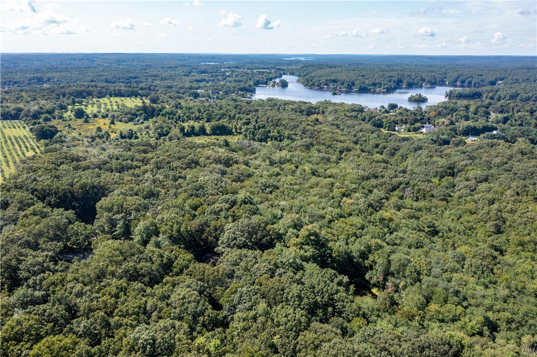 86 Mapleville Road Smithfield, RI 02828 - Photo 2 of 3