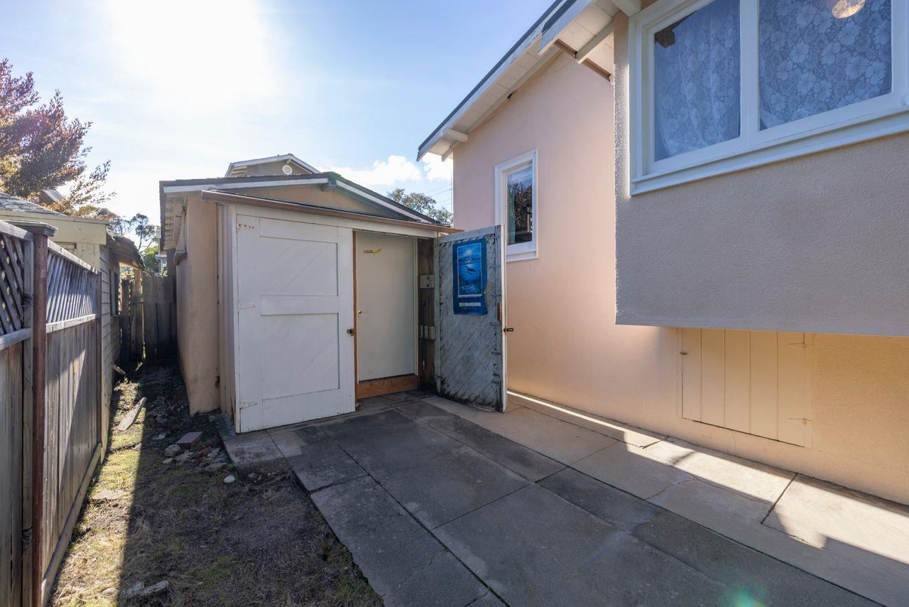 851 Laurel Avenue Pacific Grove, CA 93950 - Photo 30 of 38