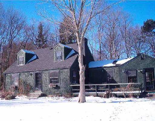 90 County Road Barrington, RI 02806 - Photo 1 of 1 Exterior Front.