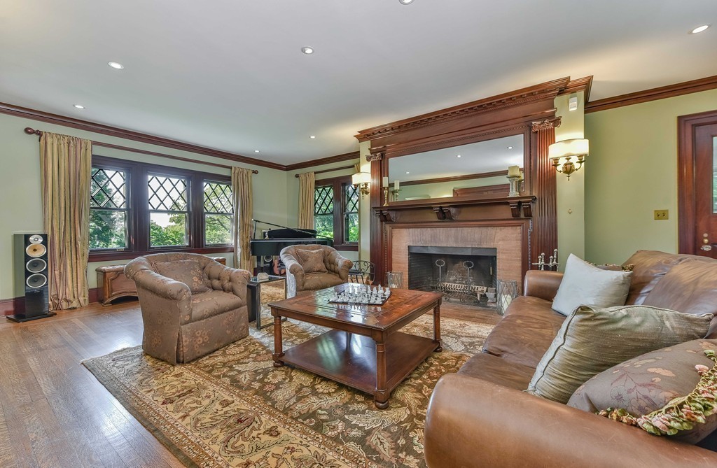 12 Beechcroft Road Newton, MA 02458 - Photo 11 of 21