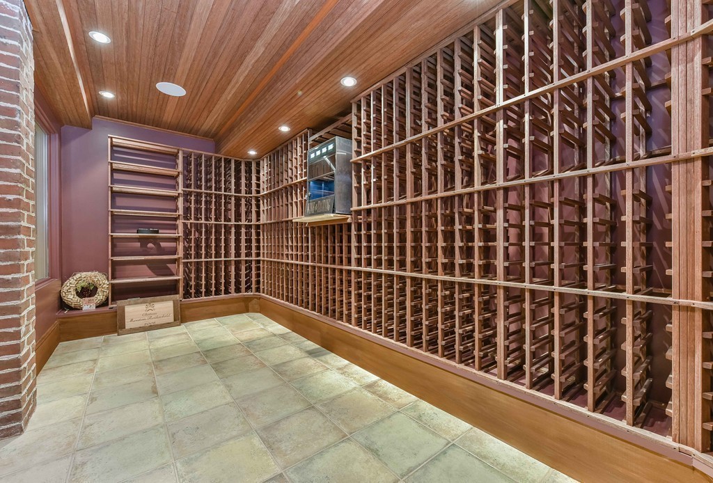 12 Beechcroft Road Newton, MA 02458 - Photo 20 of 21