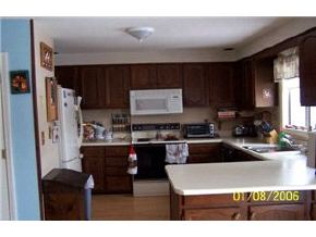 2 R Senter Cove Road, Unit 2R Derry, NH 03038 - Photo 3 of 9