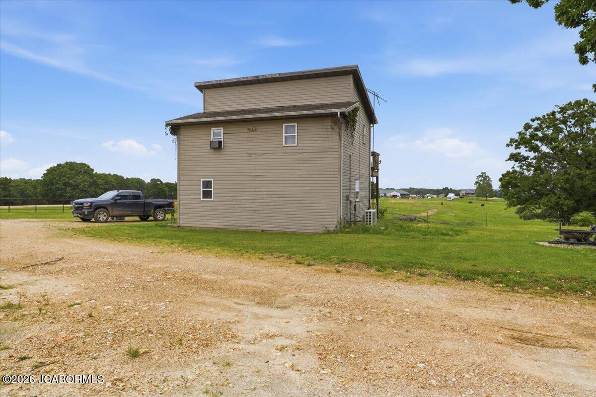 6453 North Circle Road Stover, MO 65078 - Photo 32 of 37 36-032_MG_9652