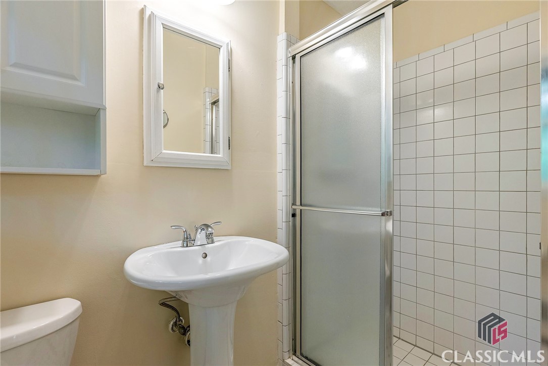 218 Cavalier Road Athens, GA 30606 - Photo 18 of 40