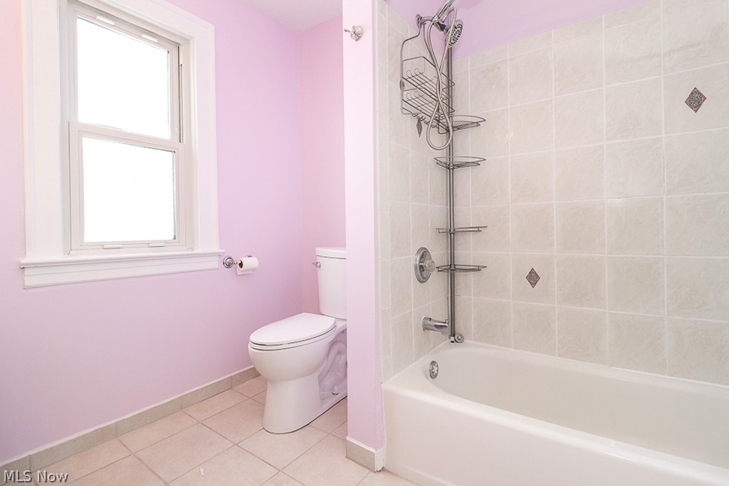 1123 Gordon Road Lyndhurst, OH 44124 - Photo 22 of 34