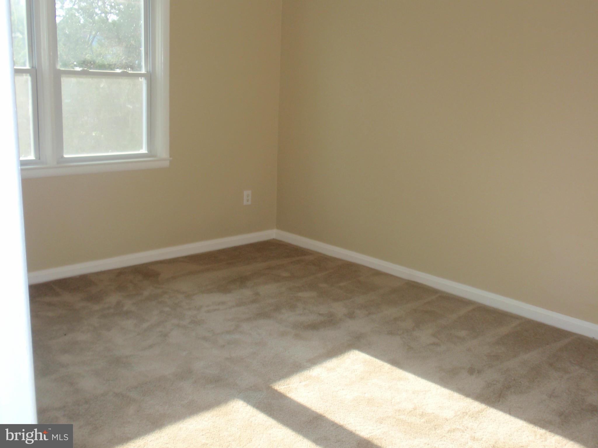 6119 Marlora Road Baltimore, MD 21239 - Photo 17 of 23 Bedroom
