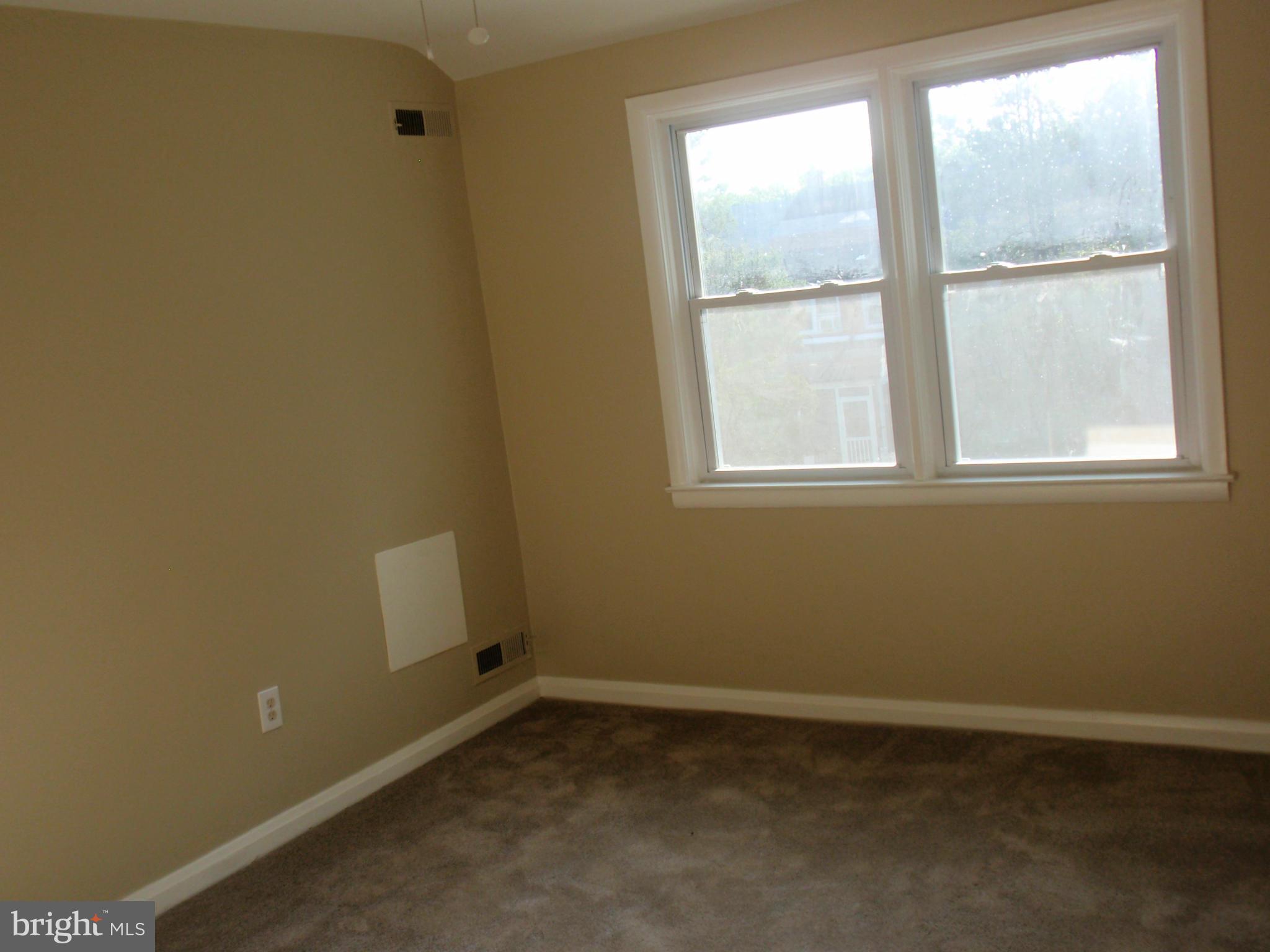 6119 Marlora Road Baltimore, MD 21239 - Photo 18 of 23 Bedroom (Master)