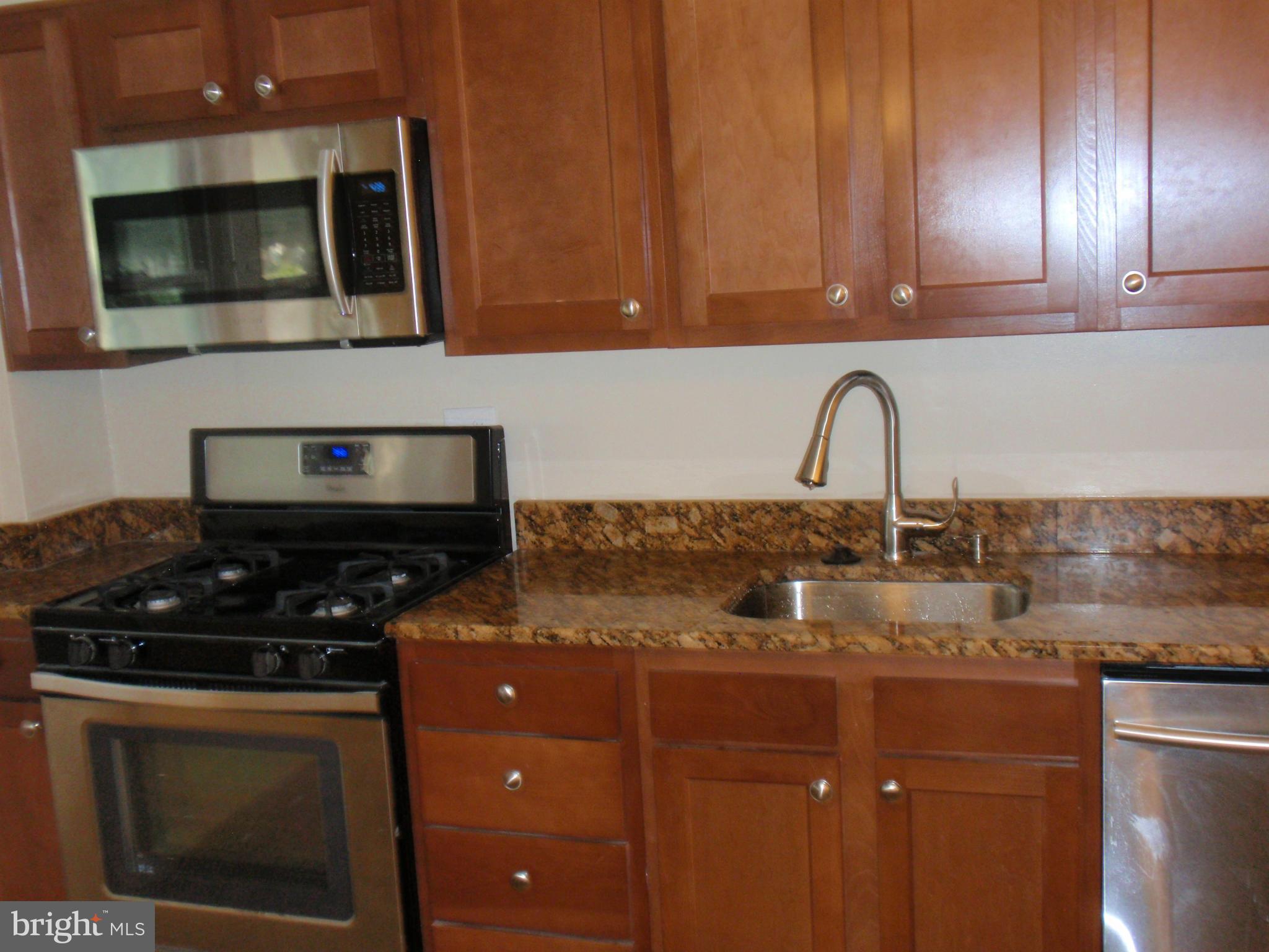 6119 Marlora Road Baltimore, MD 21239 - Photo 7 of 23 Kitchen
