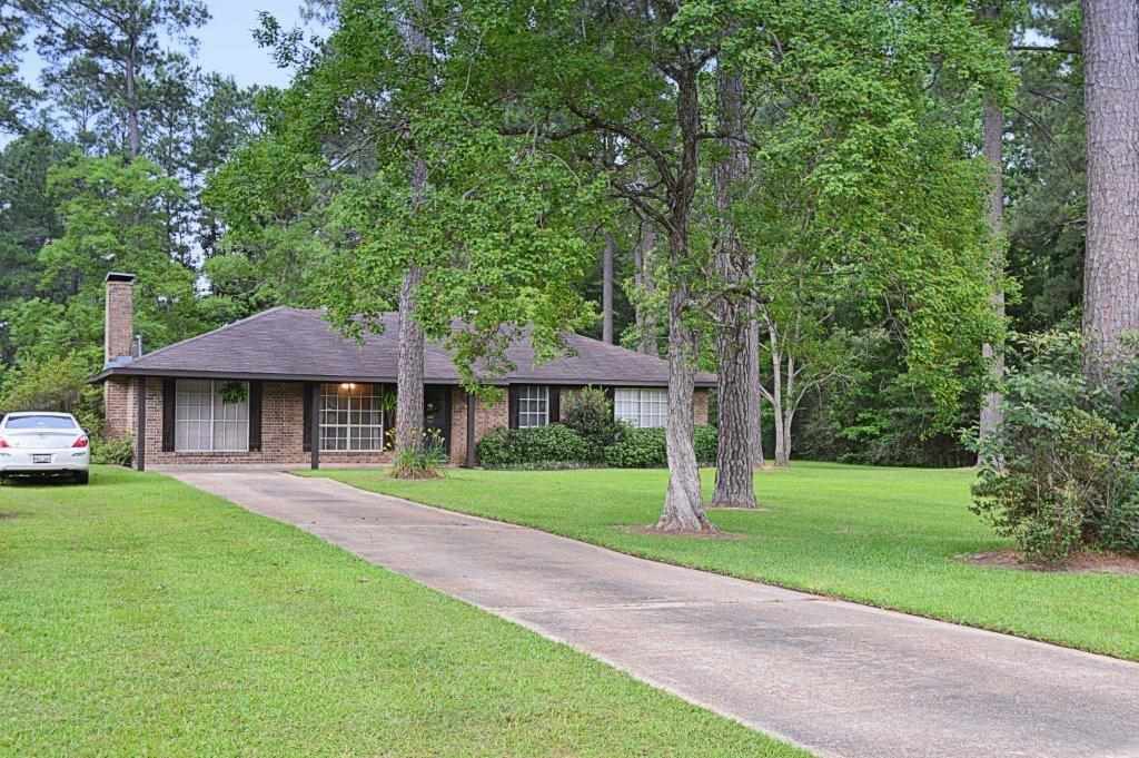 1105 Hooper Road Pineville, LA 71360 - Photo 1 of 12 Gallery Image 1
