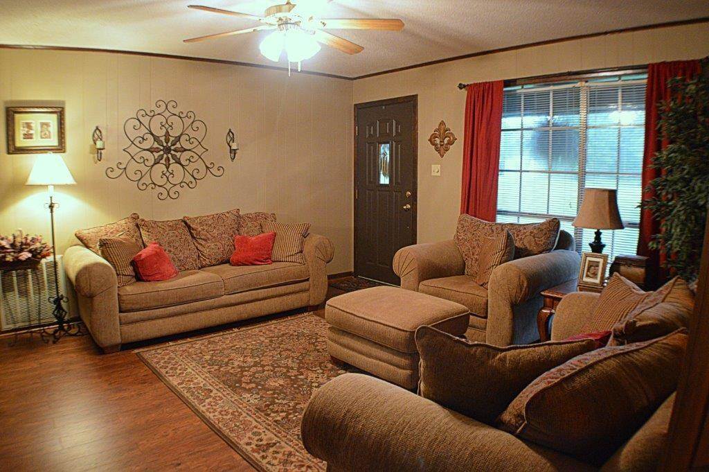 1105 Hooper Road Pineville, LA 71360 - Photo 3 of 12 Gallery Image 3