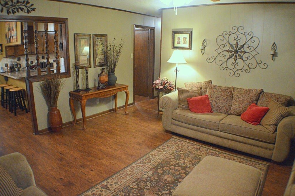 1105 Hooper Road Pineville, LA 71360 - Photo 4 of 12 Gallery Image 4