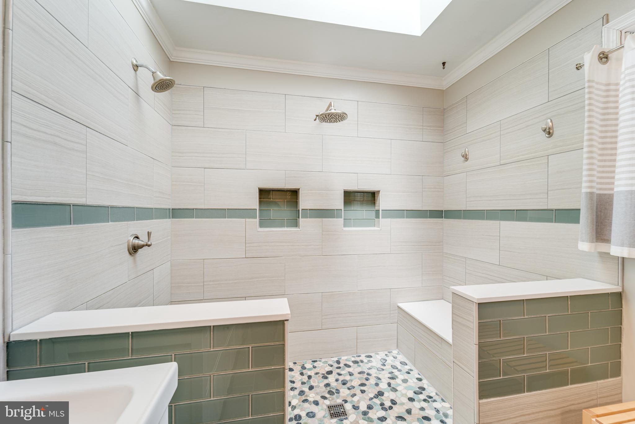 8232 Honeysuckle Road Manassas, VA 20112 - Photo 33 of 76