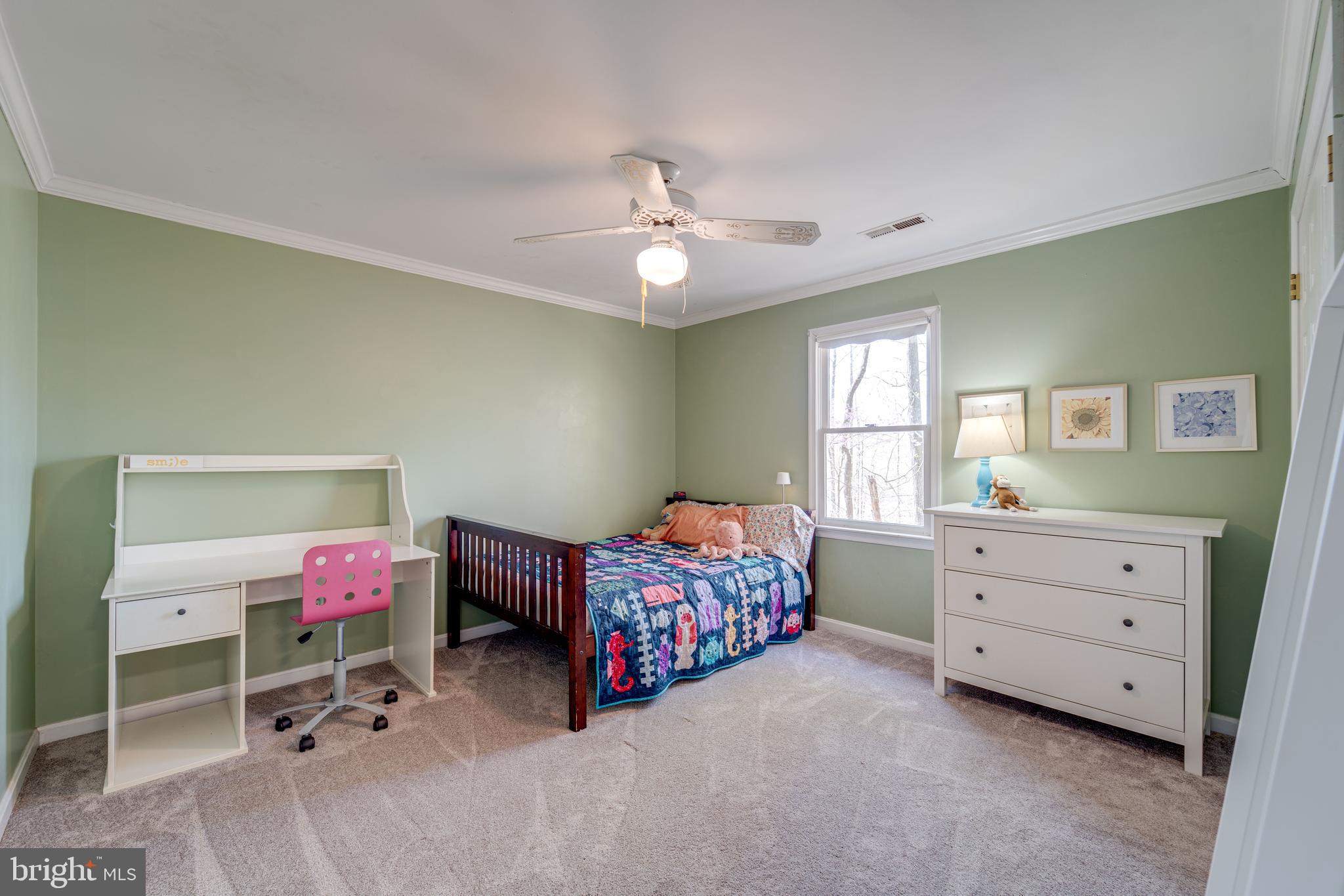 8232 Honeysuckle Road Manassas, VA 20112 - Photo 42 of 76