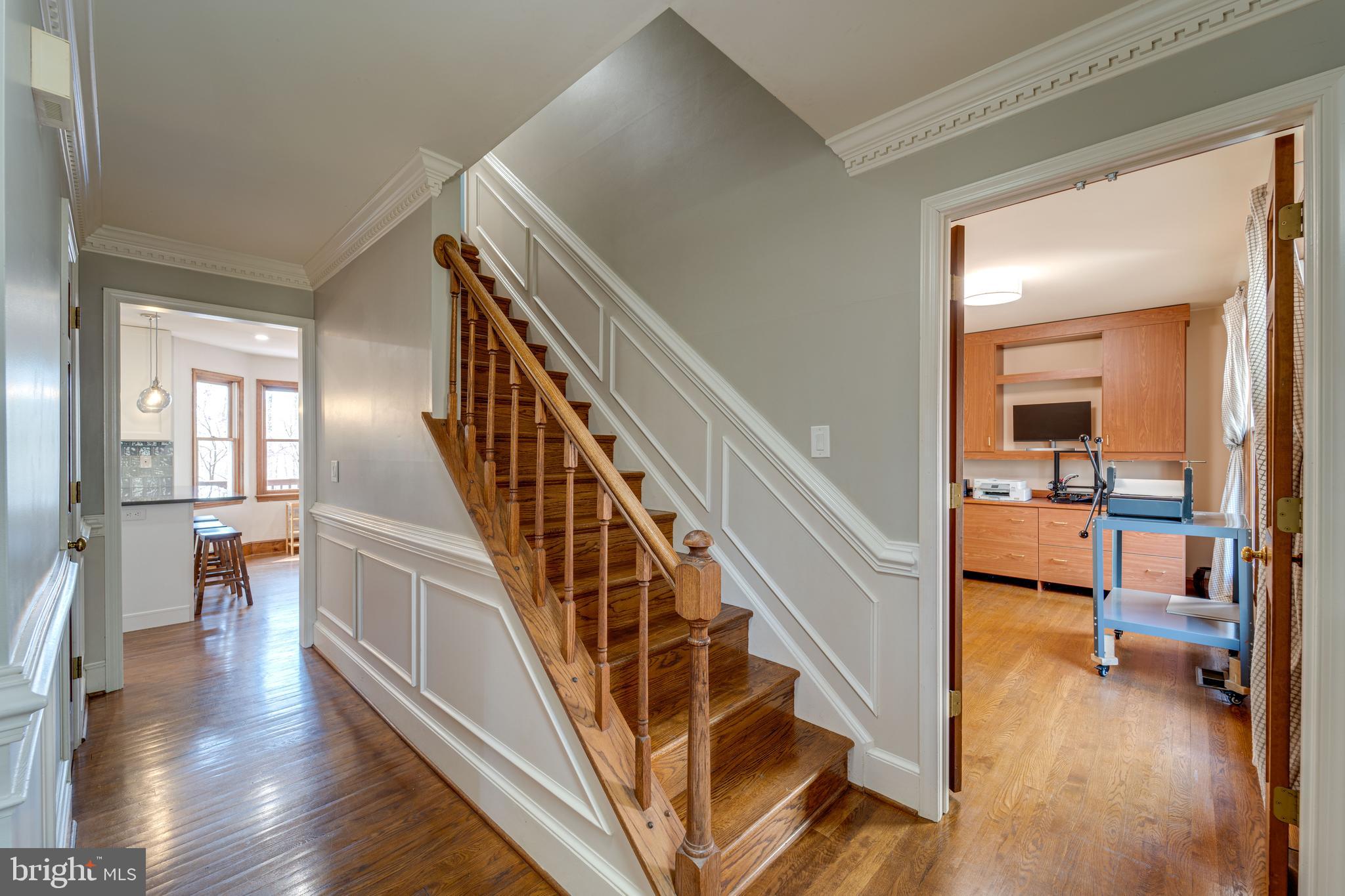 8232 Honeysuckle Road Manassas, VA 20112 - Photo 6 of 76