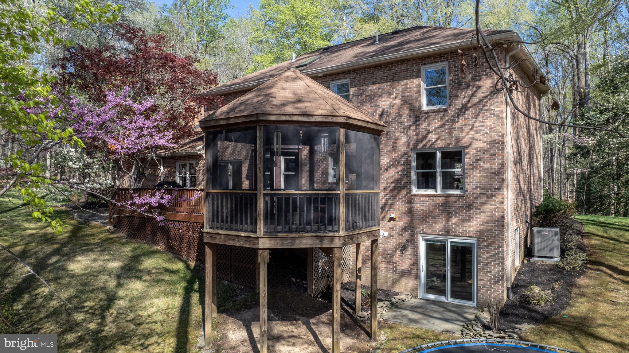 8232 Honeysuckle Road Manassas, VA 20112 - Photo 61 of 76