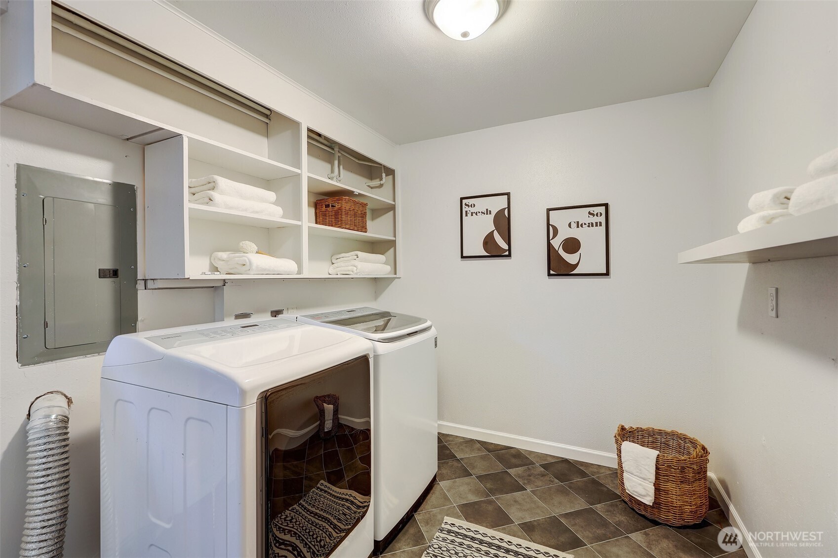 14007 156th Avenue Southeast Renton, WA 98059 - Photo 20 of 37 Gallery Image 20
