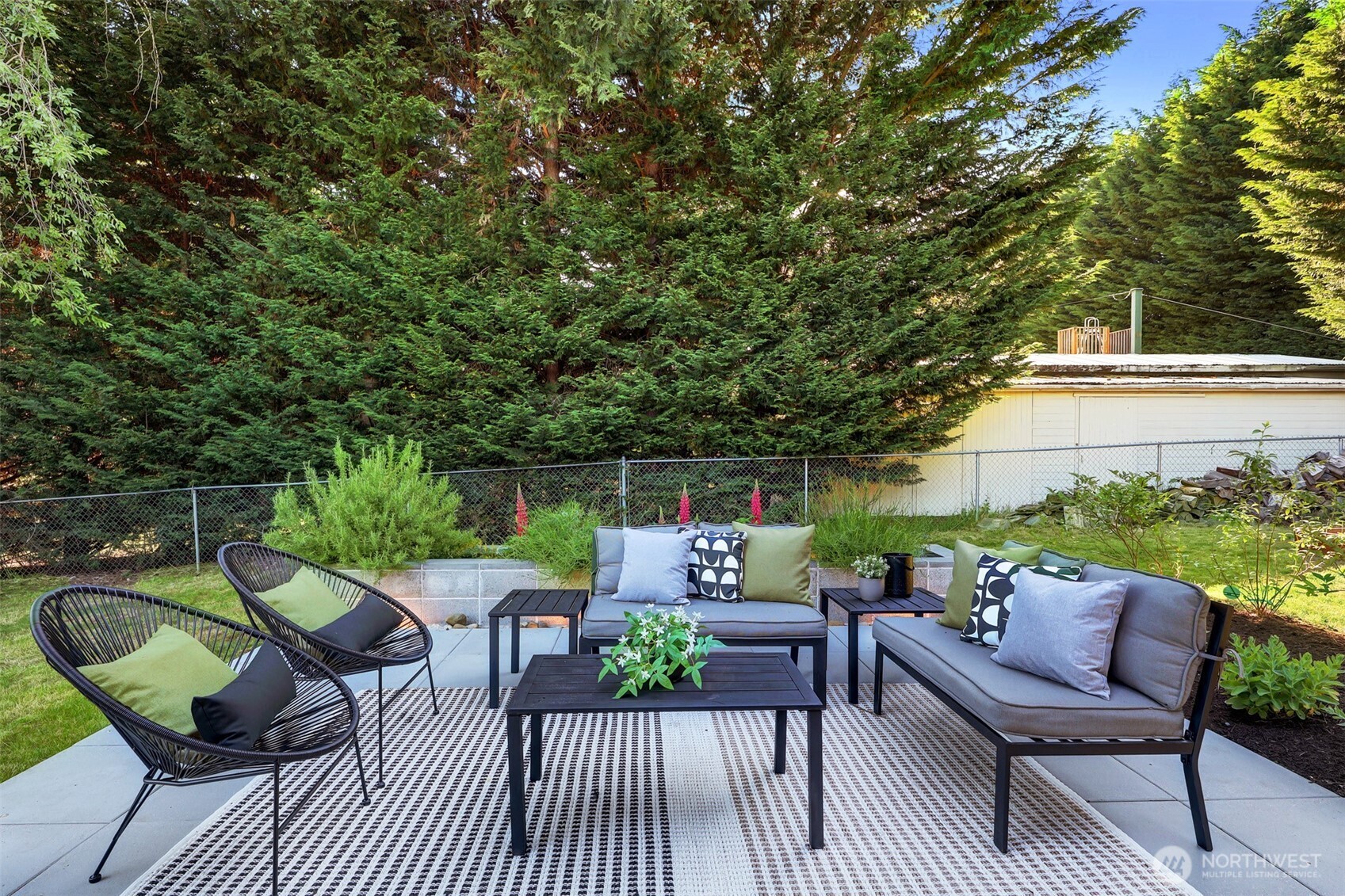 14007 156th Avenue Southeast Renton, WA 98059 - Photo 24 of 37 Gallery Image 24