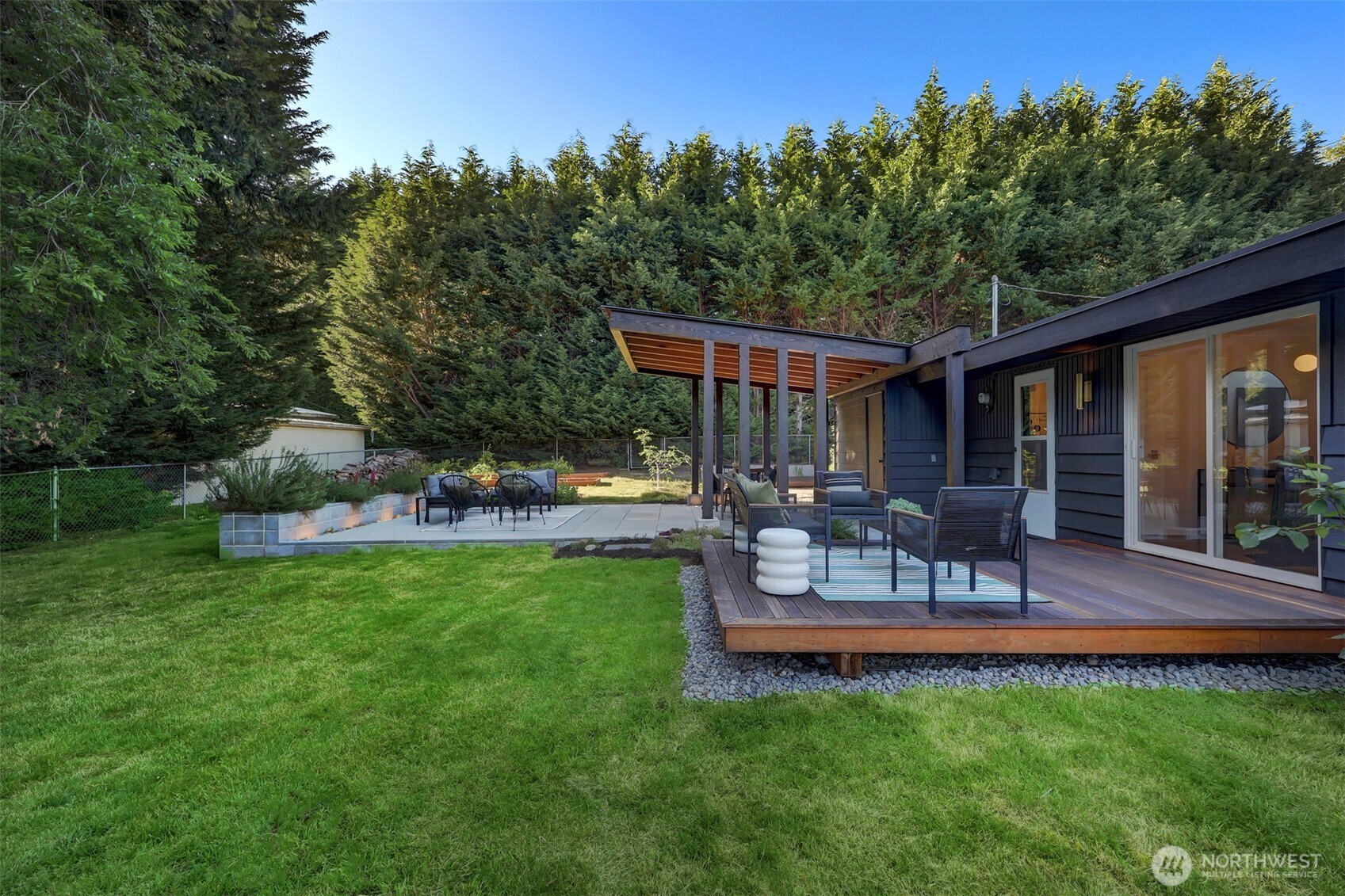 14007 156th Avenue Southeast Renton, WA 98059 - Photo 30 of 37 Gallery Image 30