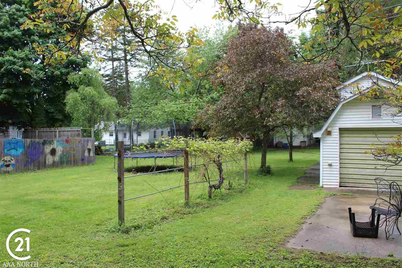 146 Texas Avenue Rochester Hills, MI 48309 - Photo 11 of 27