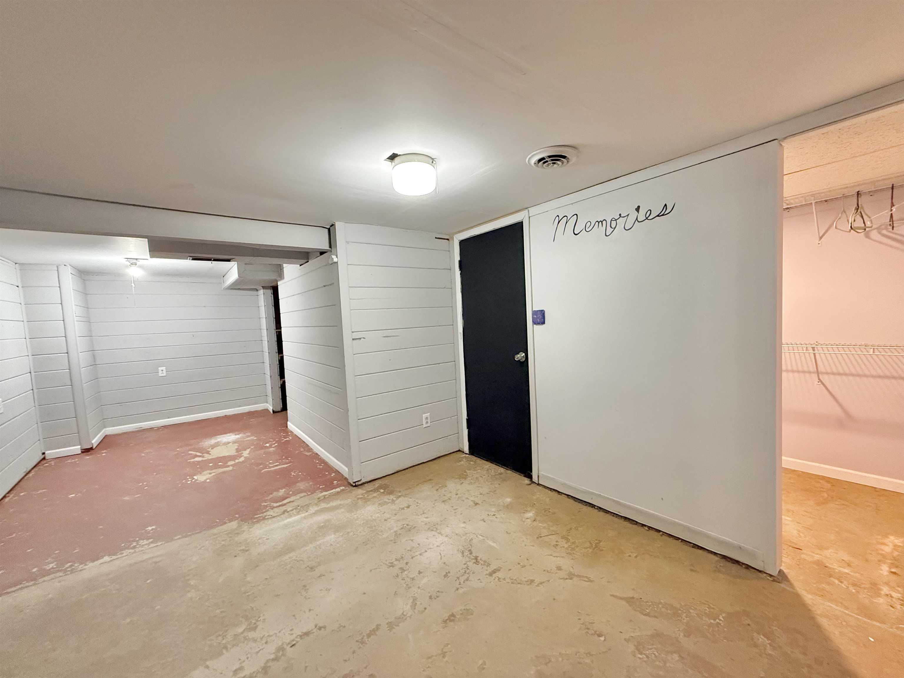 8432 Ravere Street Machesney Park, IL 61115 - Photo 28 of 31 a view of an empty room