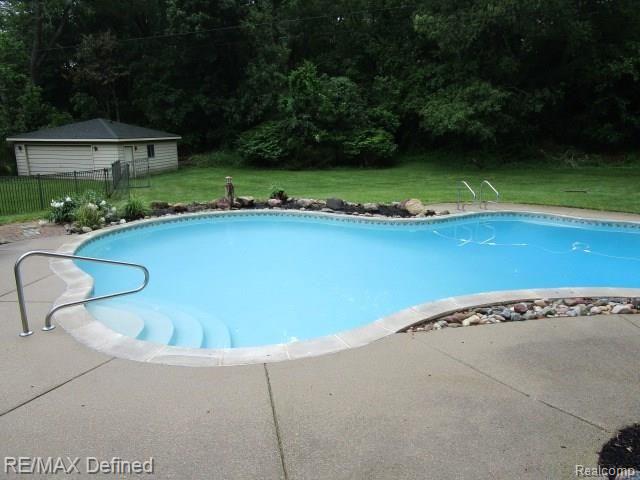 8015 Reese Road Clarkston, MI 48348 - Photo 40 of 54 IMG_0325.JPG