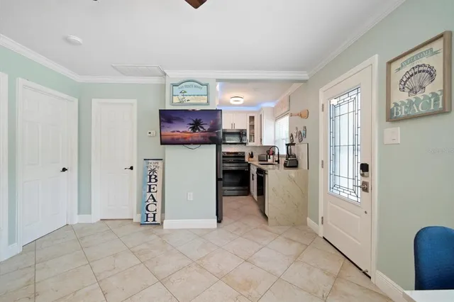 $1,650,000 | 724 Gulf Boulevard, Unit A & B, Indian Rocks Beach, FL 33785